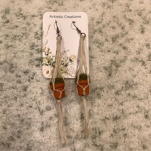 Boho Hanging Potted Plants Pierced Fashion Earrings NWT Handcrafted 5”